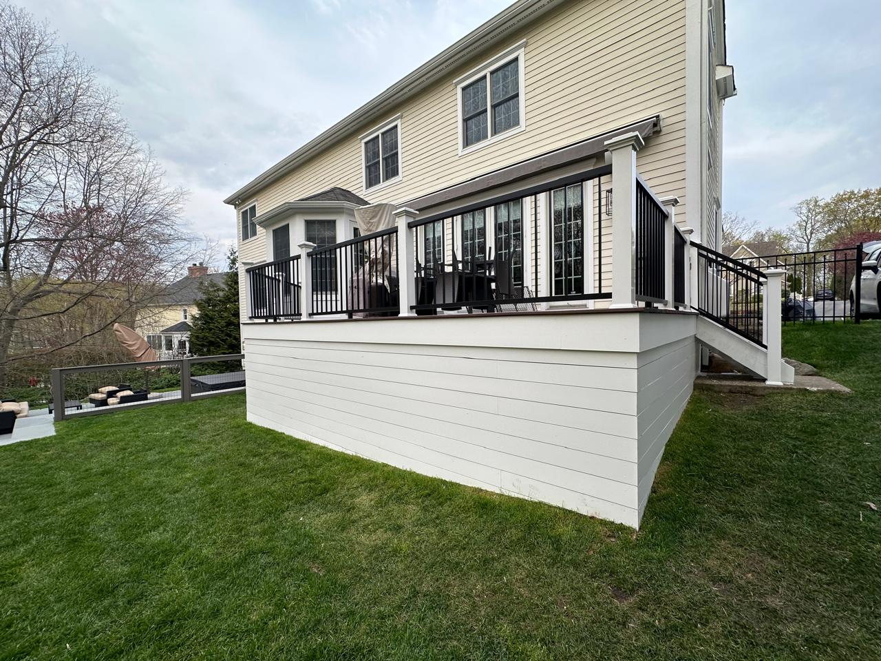 Elevated Porch - Image 15